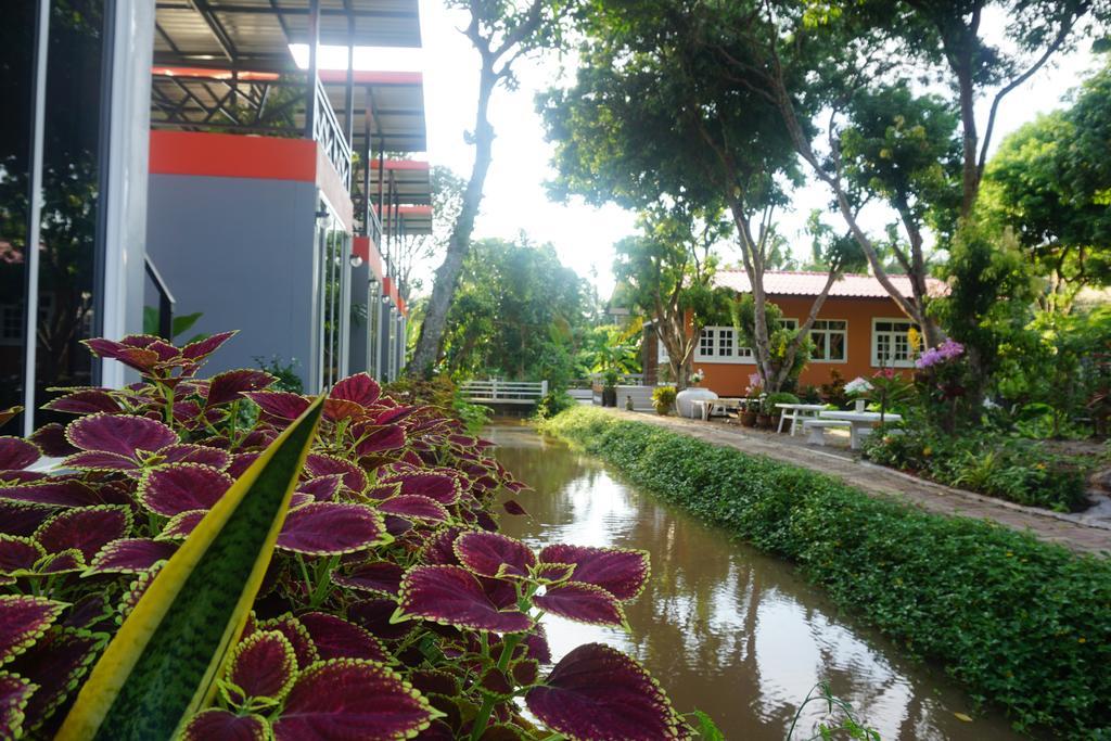 Meephawa Resort Amphawa Extérieur photo