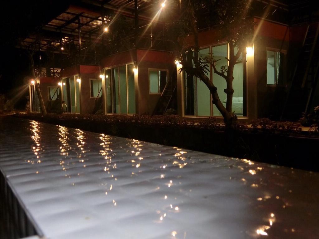 Meephawa Resort Amphawa Extérieur photo