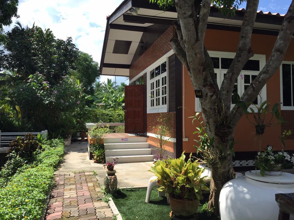 Meephawa Resort Amphawa Extérieur photo