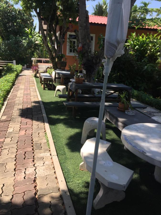 Meephawa Resort Amphawa Extérieur photo