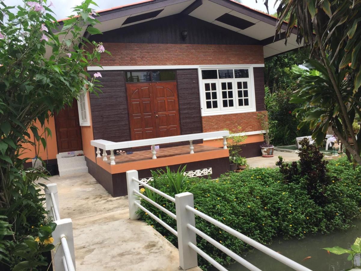 Meephawa Resort Amphawa Extérieur photo